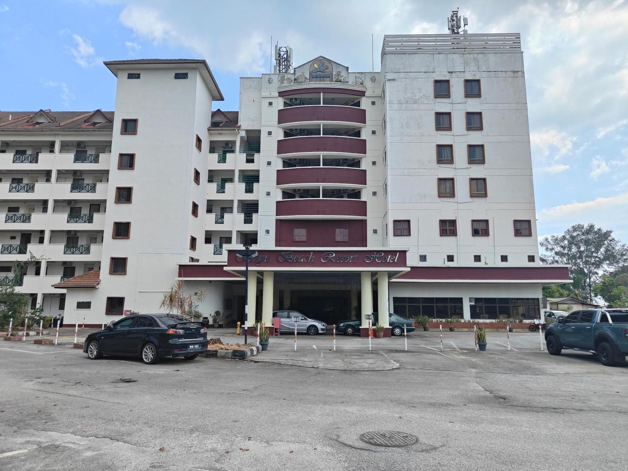 Bayu Beach Resort Port Dickson Exterior photo