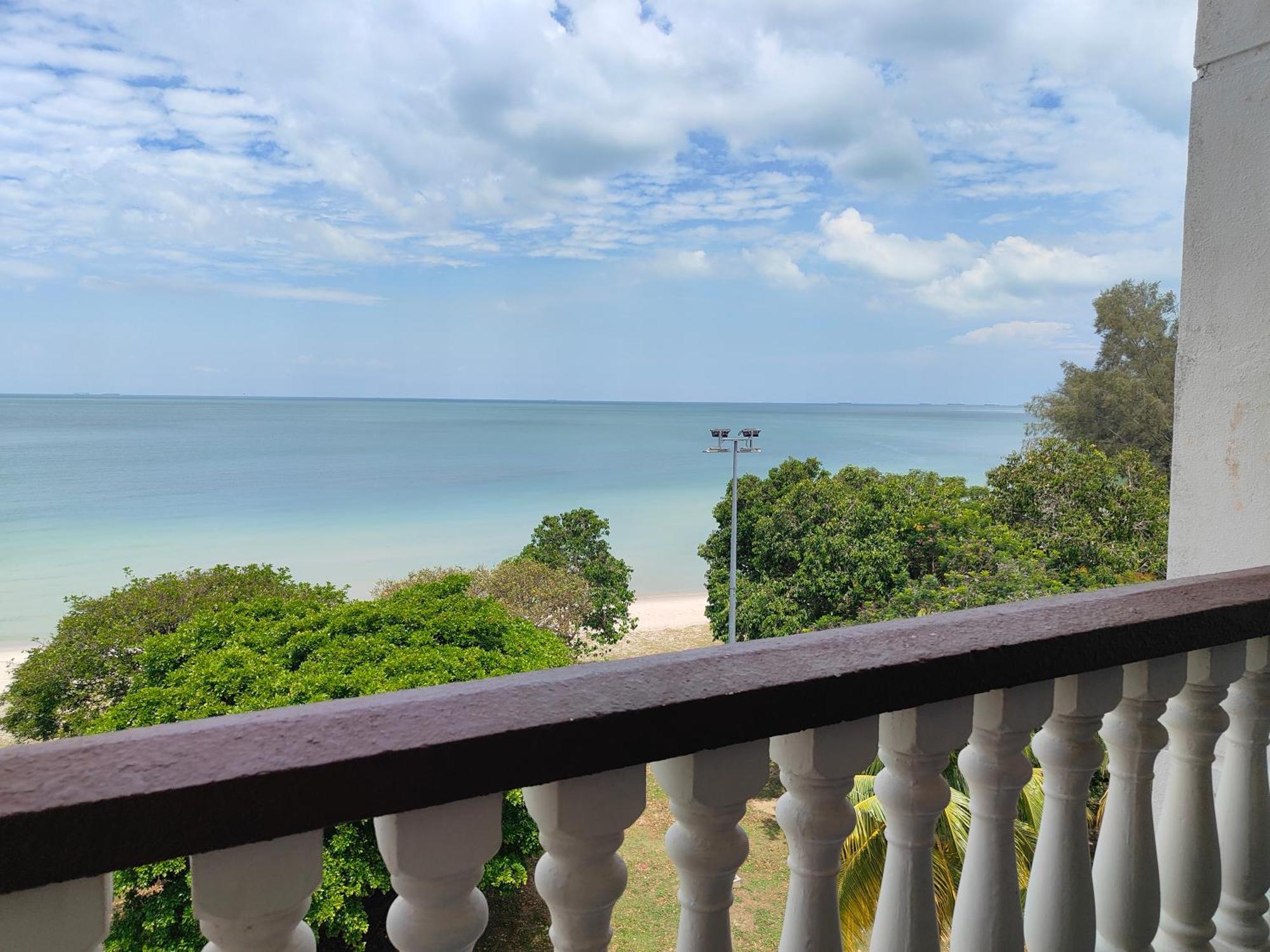 Bayu Beach Resort Port Dickson Exterior photo